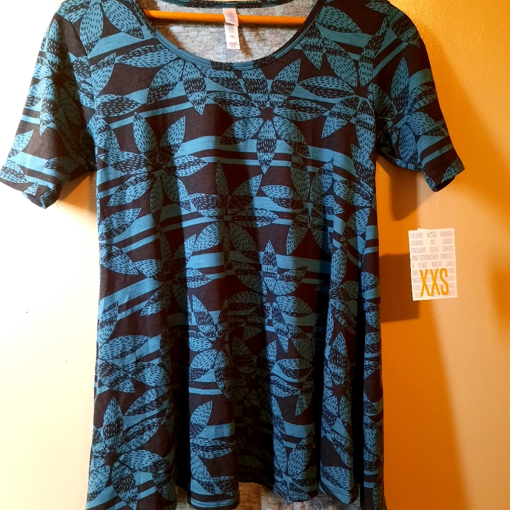 Black patterned LuLaRoe Perfect T